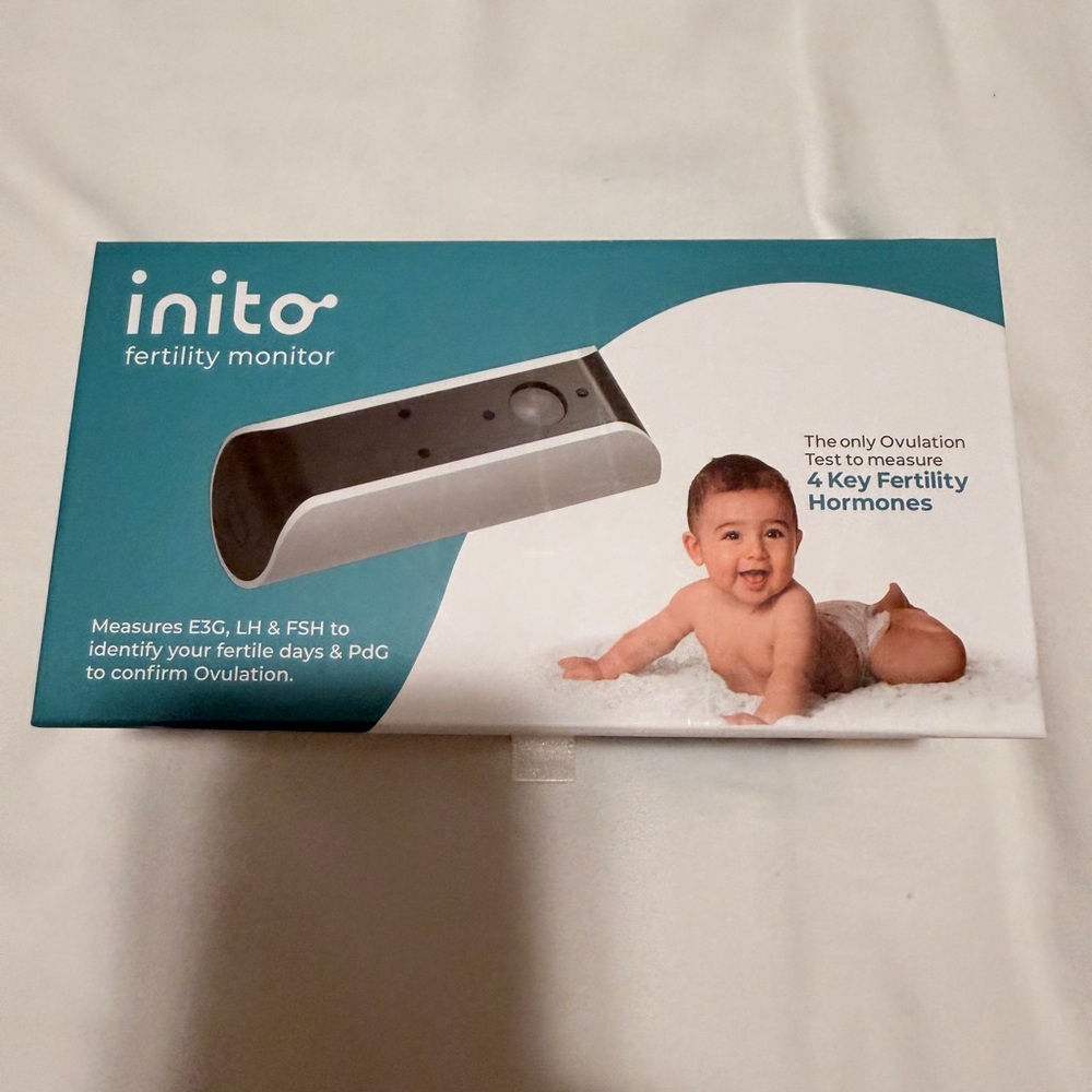 Inito Fertility Monitor - White iPhone 13 Pro